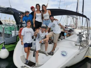 Alumnes de pràctiques de navegació del títol PNB en EscolaPort